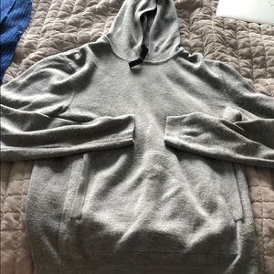 Men’s LULULEMON sweatshirt